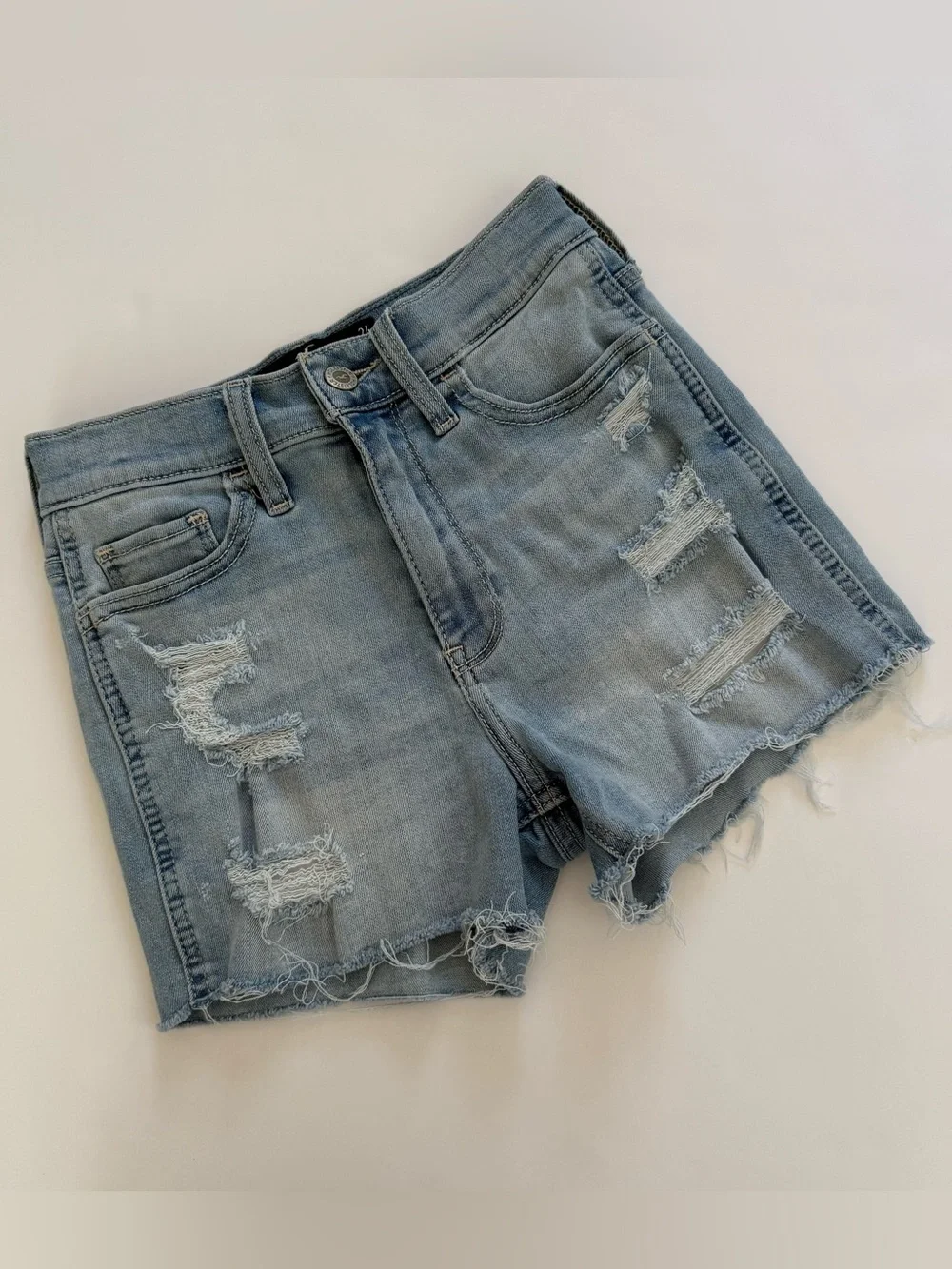 Hollister High Rise Denim Shorts Size 0 24W Light Wash Distressed Ripped Frayed